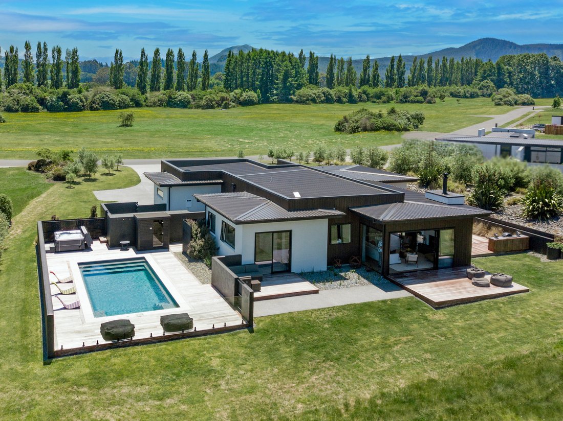 Altro a Kinloch, Waikato, Nuova Zelanda 1 - 16975801