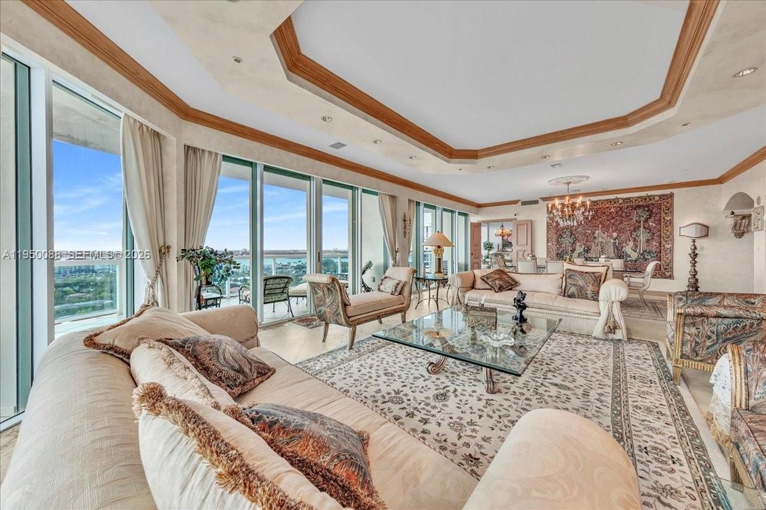 Condo in Bal Harbour, Florida, United States 2 - 16975203