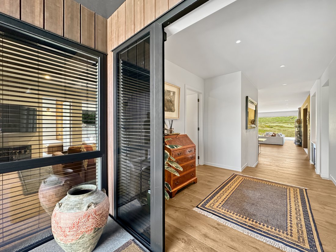 Altro a Kinloch, Waikato, Nuova Zelanda 2 - 16975801