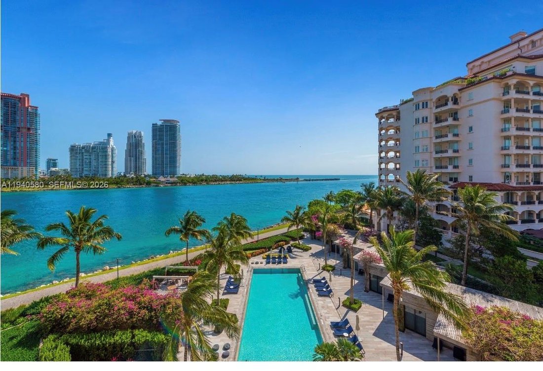 Condo in Miami Beach, Florida, United States 1 - 16975200