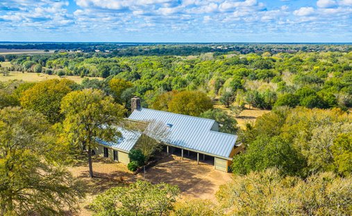 Rancho en Muldoon, Texas, Estados Unidos 1