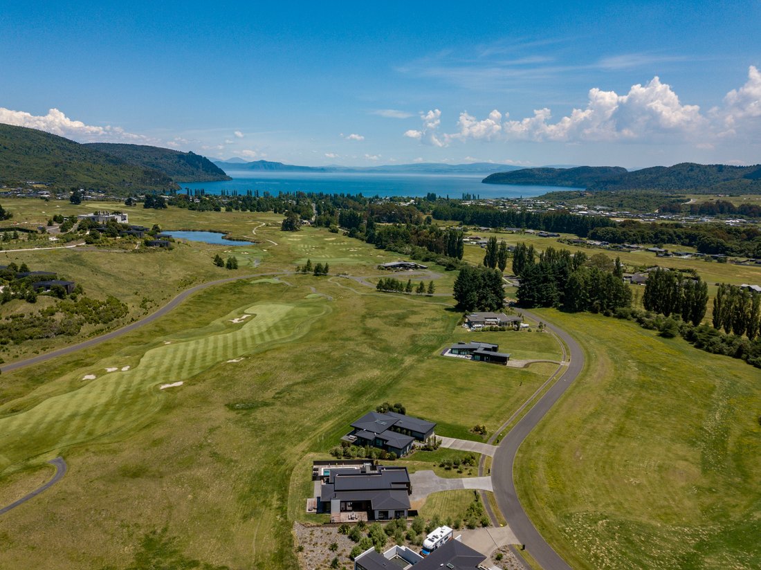 Altro a Kinloch, Waikato, Nuova Zelanda 4 - 16975801