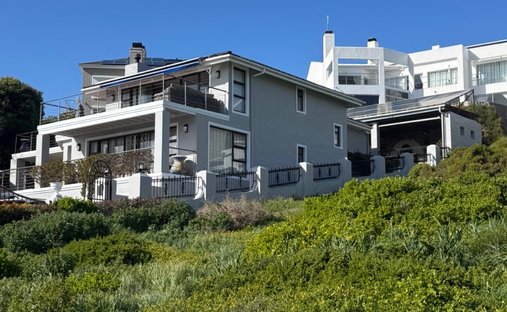 House in Yzerfontein, Western Cape, South Africa 1