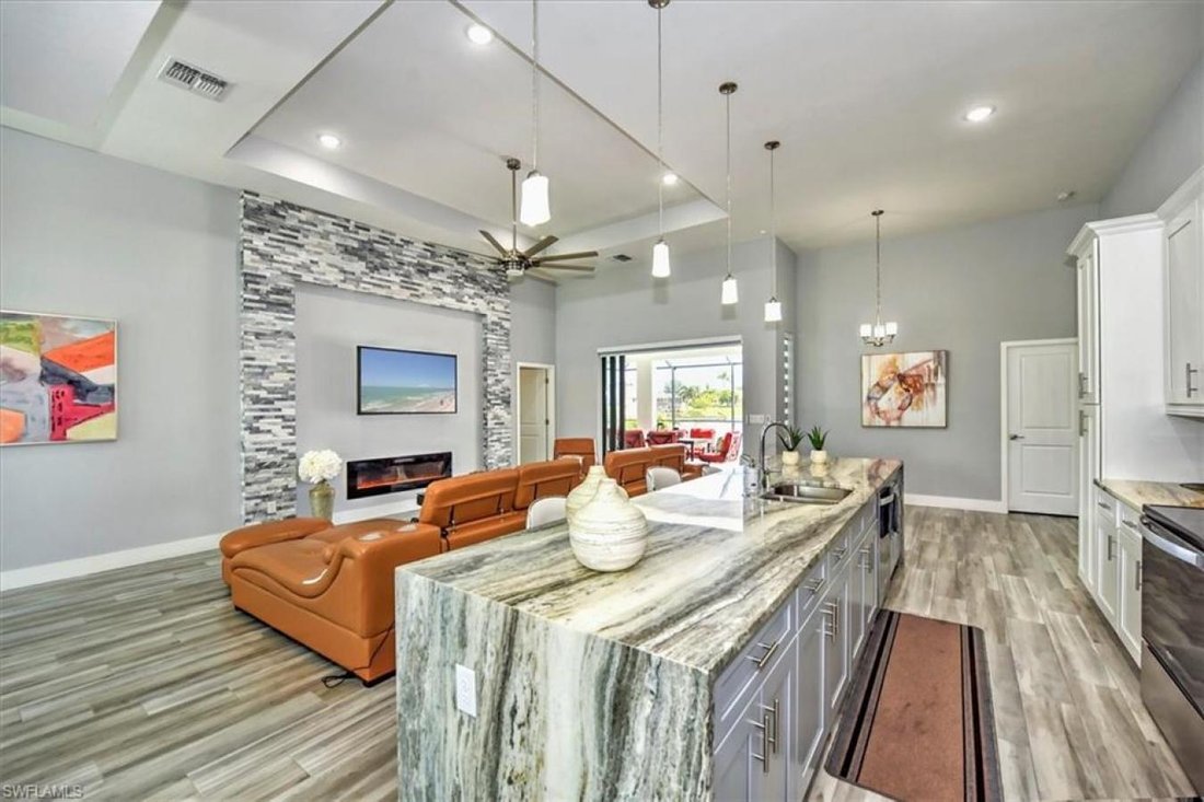 House in Cape Coral, Florida, United States 5 - 16976071