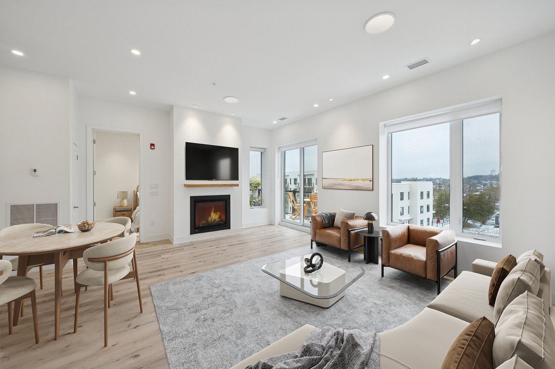 Condo in Kawartha Lakes, Ontario, Canada 1 - 16976172