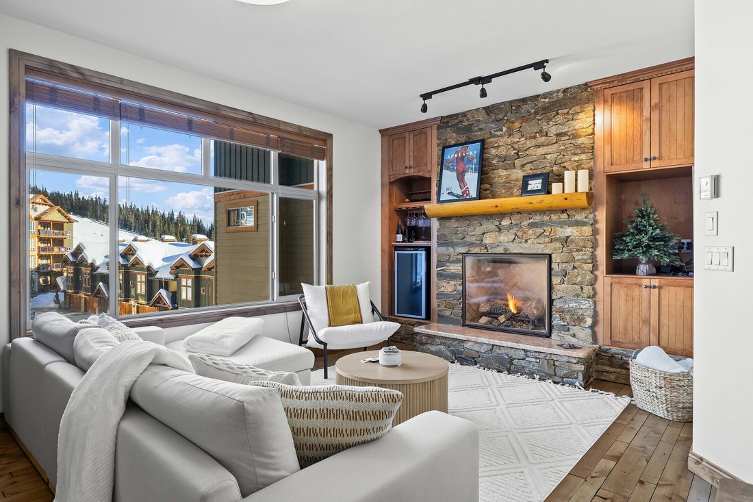 Condo in Kootenay Boundary E / West Bo*, British Columbia, Canada 3 - 16976346