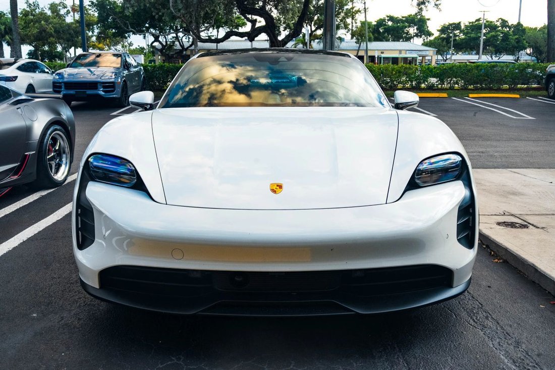 Sedan in Boynton Beach, FL, United States 3 - 16969500