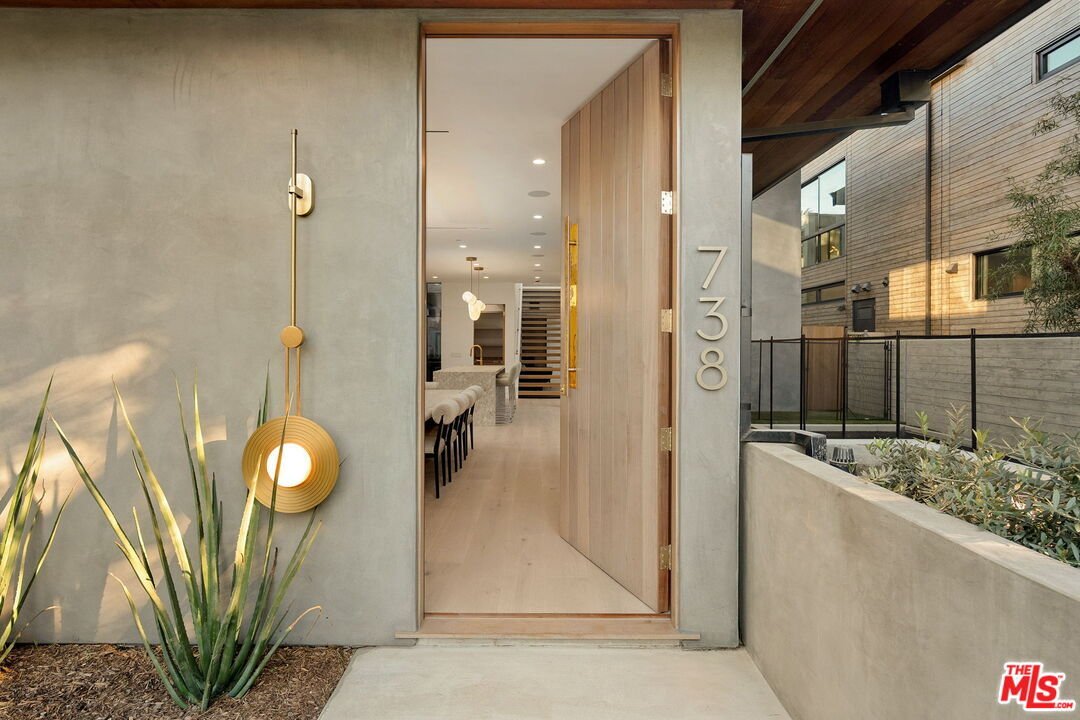 House in Los Angeles, California, United States 3 - 16976009