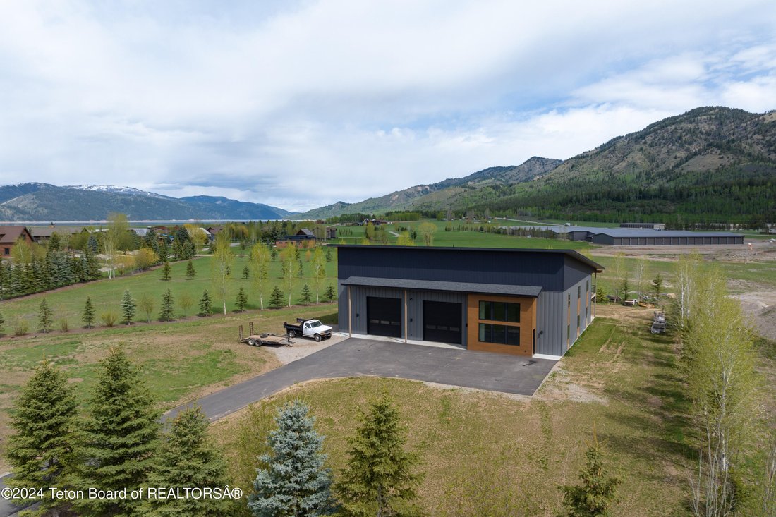 House in Alpine, Wyoming, United States 2 - 16976283
