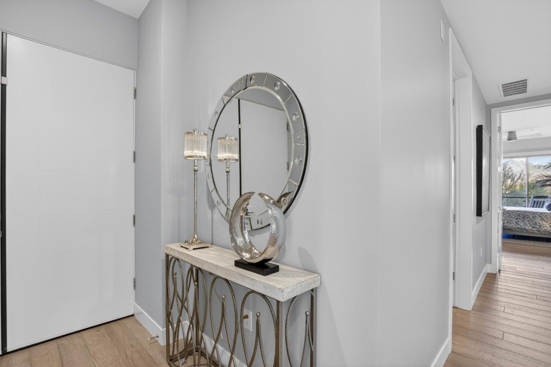 Condo in Scottsdale, Arizona, United States 3 - 16976123