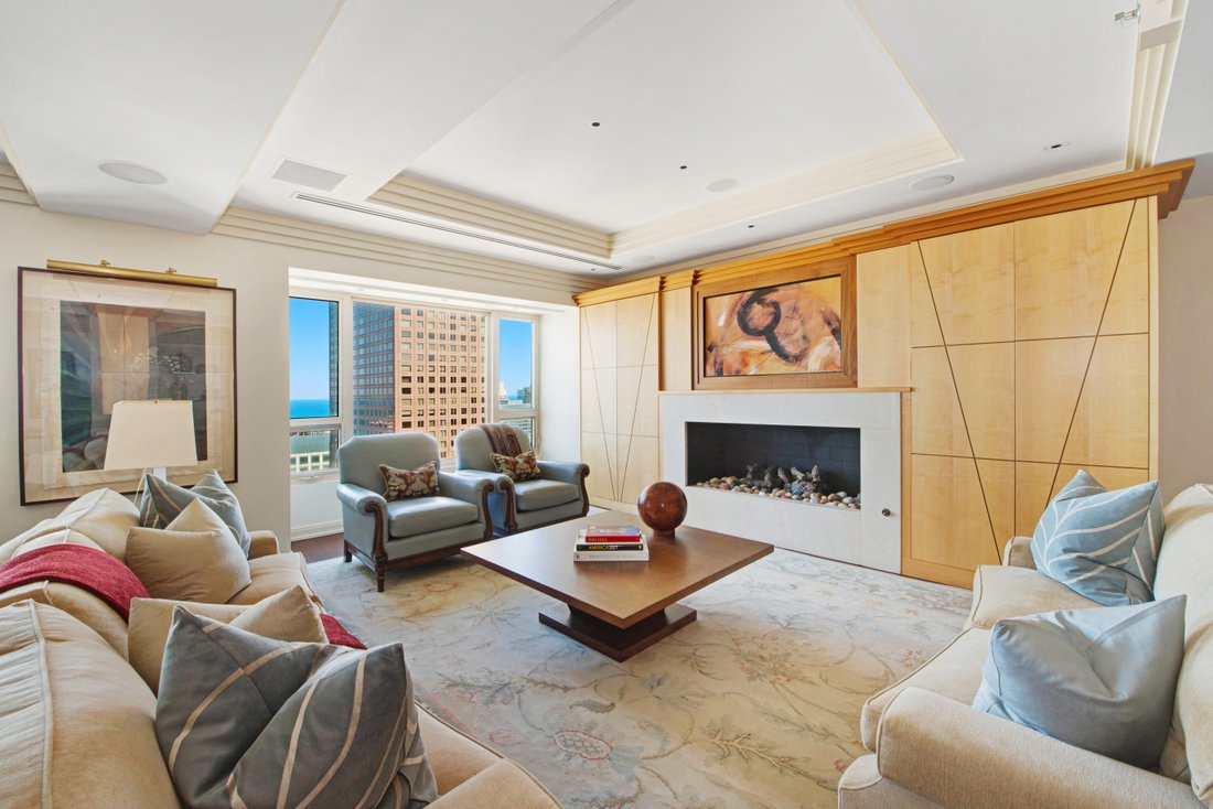 Condo in Chicago, Illinois, United States 5 - 16976737