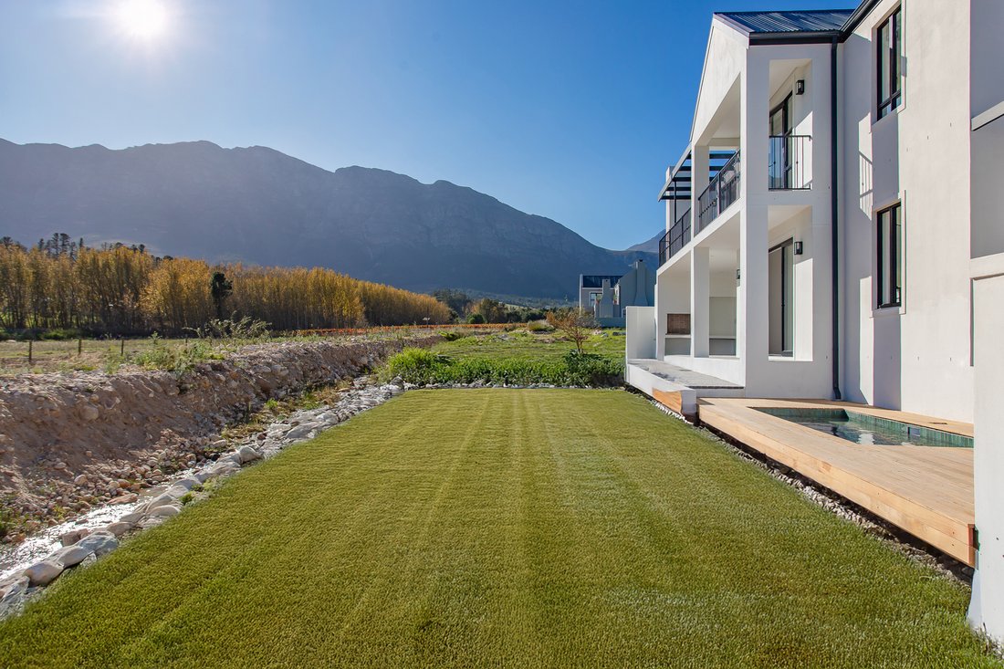 House in Franschhoek, Western Cape, South Africa 3 - 16976035
