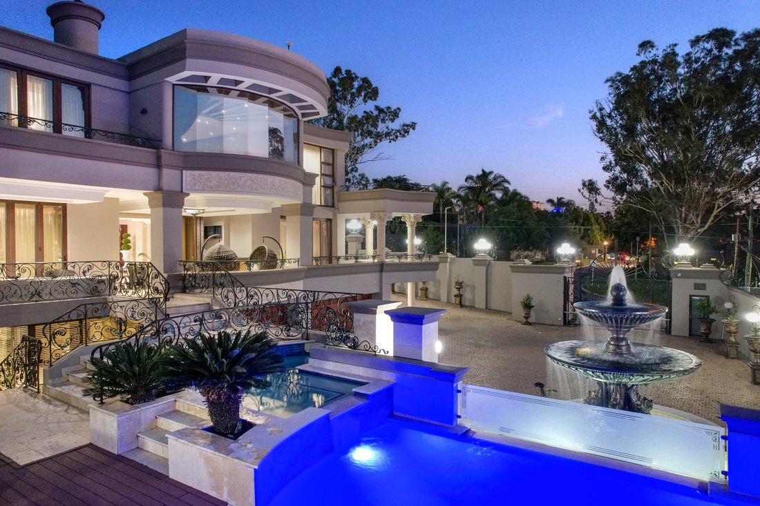 House in Sandton, Gauteng, South Africa 3 - 16976693