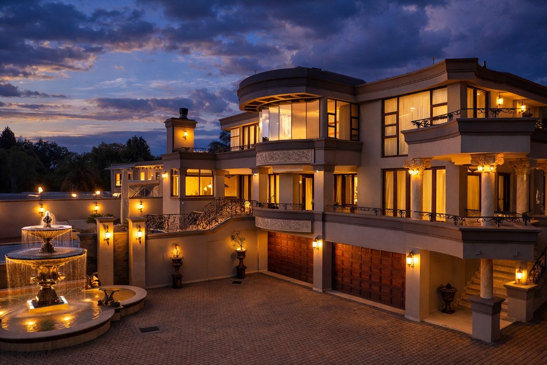 House in Sandton, Gauteng, South Africa 1 - 16976693