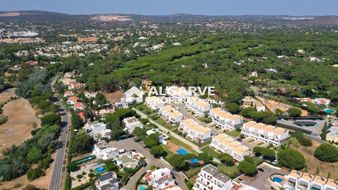 Villa in Vilamoura, Quarteira, Algarve 1 - 16976840