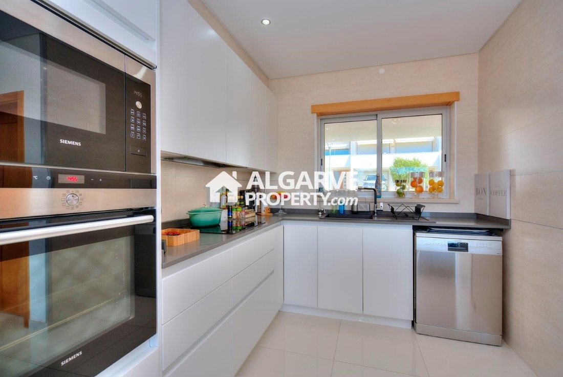 Villa in Vilamoura, Quarteira, Algarve 2 - 16976840
