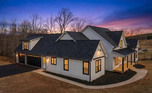 House in Sparta, North Carolina, United States 1