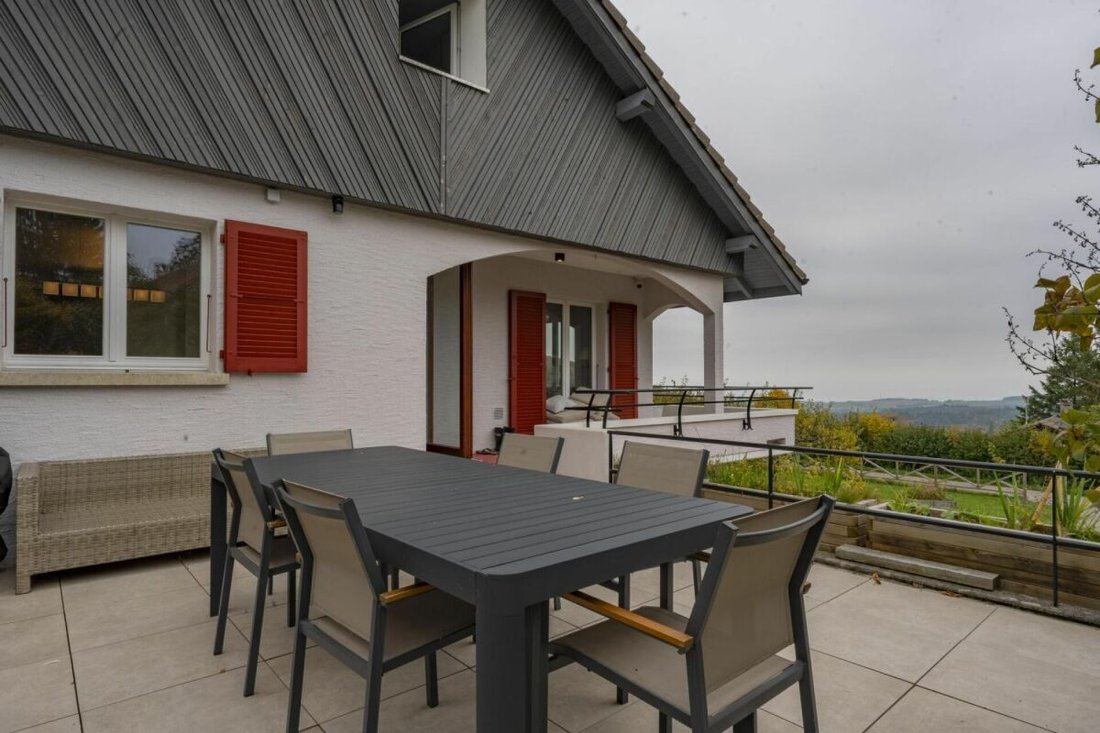 Villa in Saint-George, Vaud, Switzerland 4 - 16976907