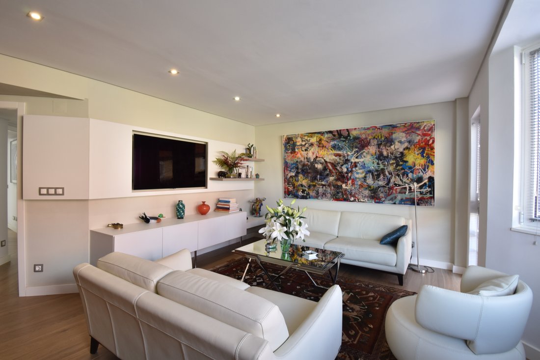 Apartment in Cascais e Estoril, Lisbon, Portugal 1 - 16977844