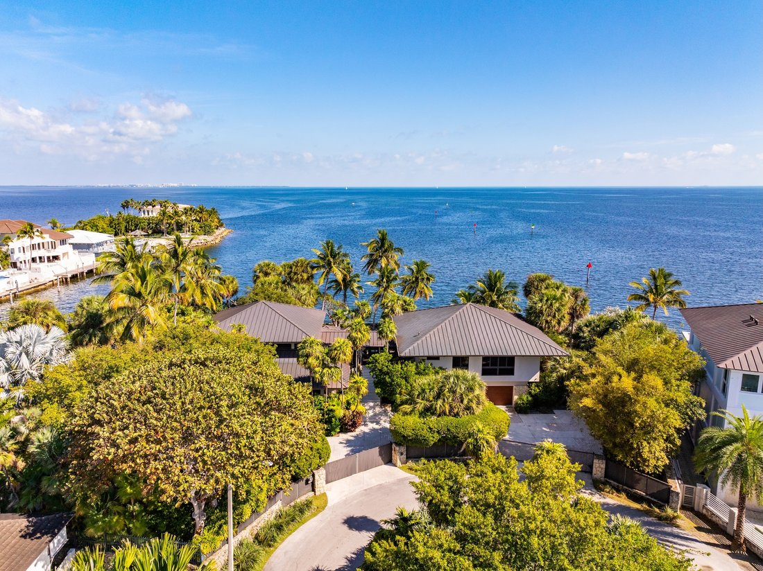 Estate in Coral Gables, Florida, United States 1 - 16981791