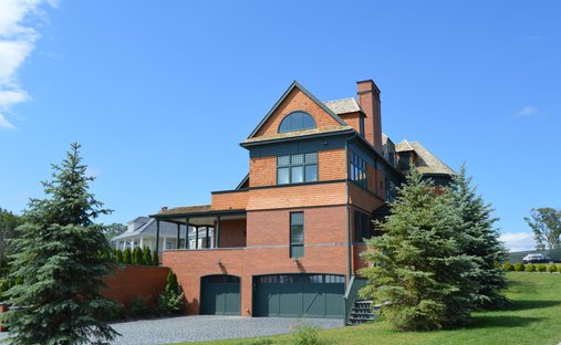 House in New York, New York, United States 1