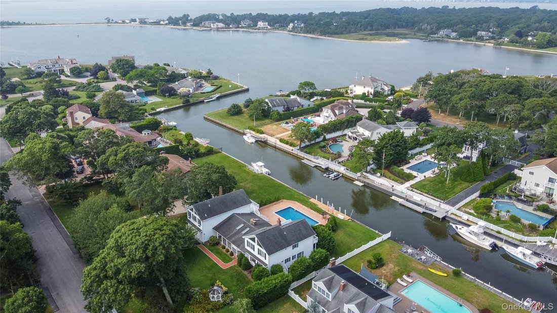 House in Hampton Bays, New York, United States 5 - 16980246