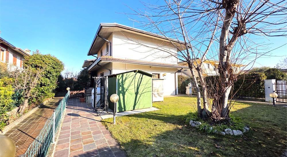 Villa in Colombare, Sirmione, Lombardy 2 - 16982830