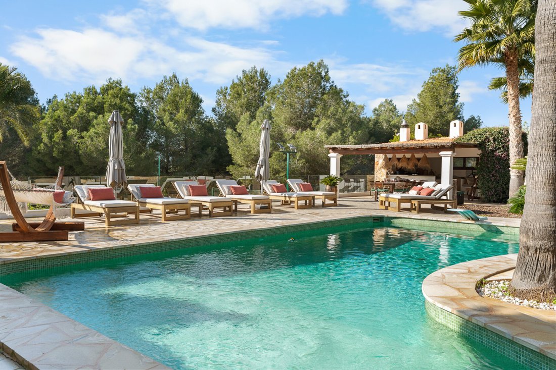 Finca in Jesus, Santa Eularia des Riu, Balearic Islands 5 - 16985365