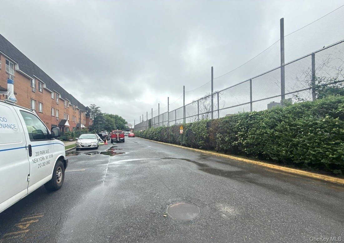 House in New York, New York, United States 4 - 16978042