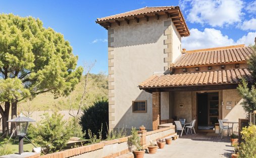 Townhouse in Sant Joan de les Abadesses, Catalonia, Spain 1