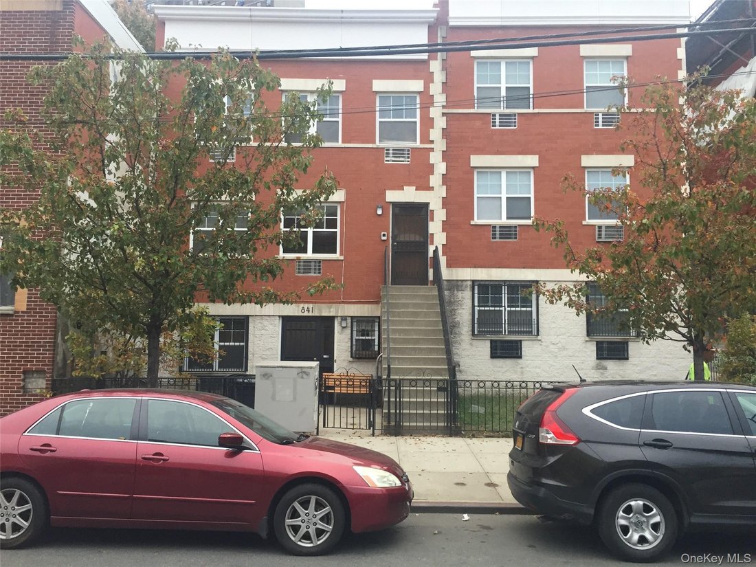 House in New York, New York, United States 1 - 16979328