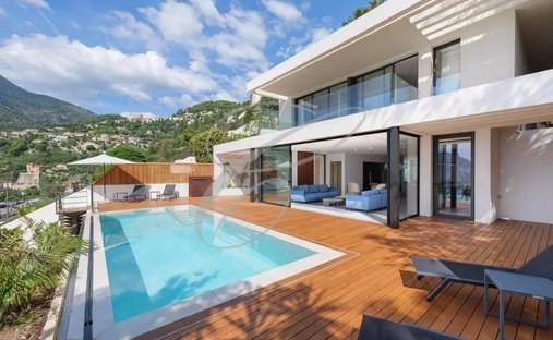 Villa in Cap Martin, Roquebrune-Cap-Martin, France 1