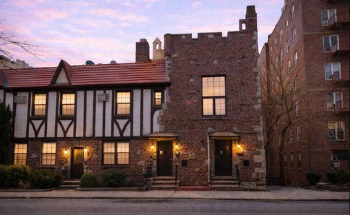 House in New York, New York, United States 1