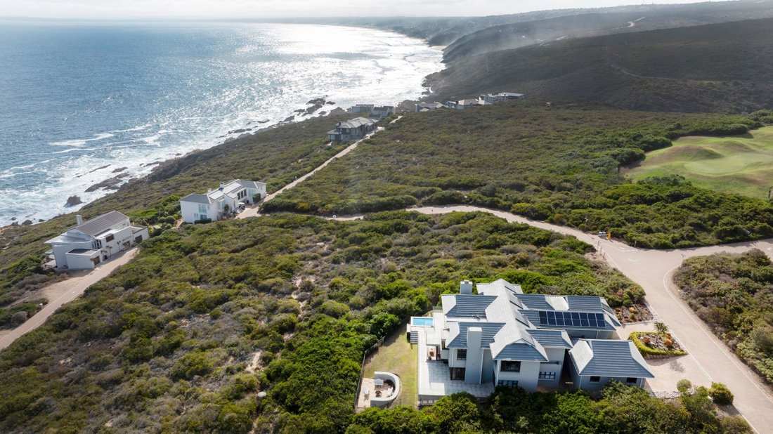 House in Mossel Bay, Western Cape, South Africa 3 - 16982779