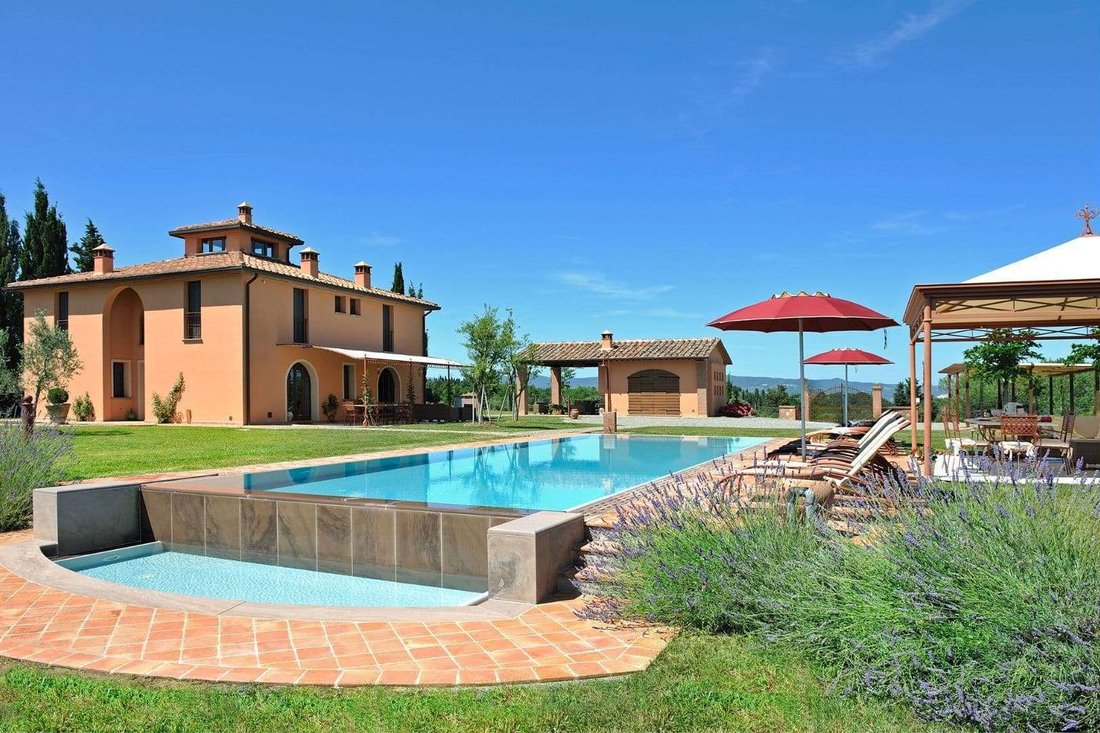 Villa in Peccioli, Tuscany, Italy 1 - 13952059