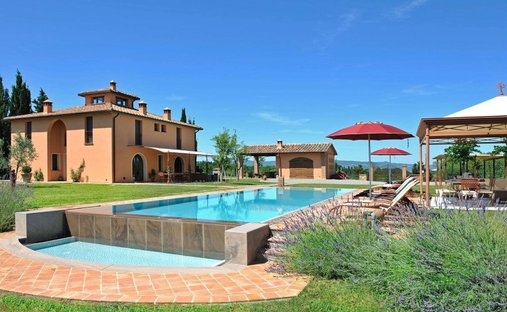 Villa in Peccioli, Tuscany, Italy 1
