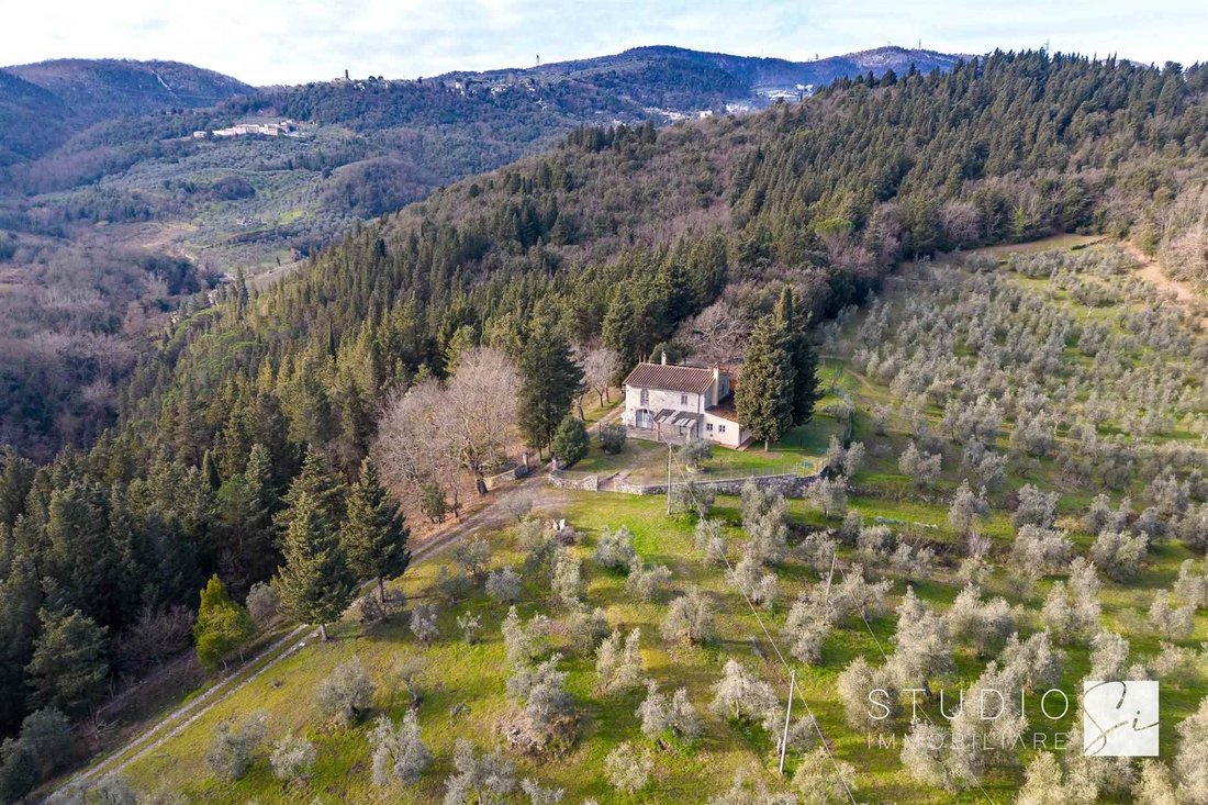 Villa in Center - La Rocca, Comeana, Tuscany 1 - 16983694