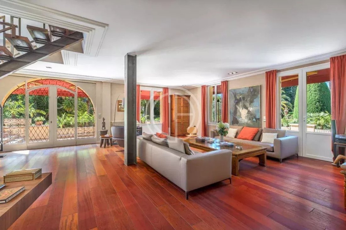 Villa in Cannes, Provence-Alpes-Côte d'Azur, France 2 - 16183347