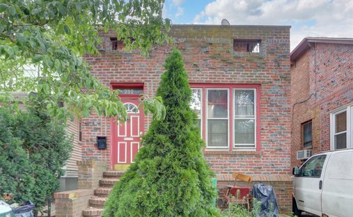 House in New York, New York, United States 1