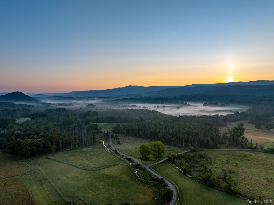 House in Ancramdale, New York, United States 4 - 16979115