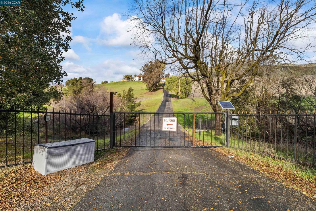 House in Livermore, California, United States 2 - 16878404
