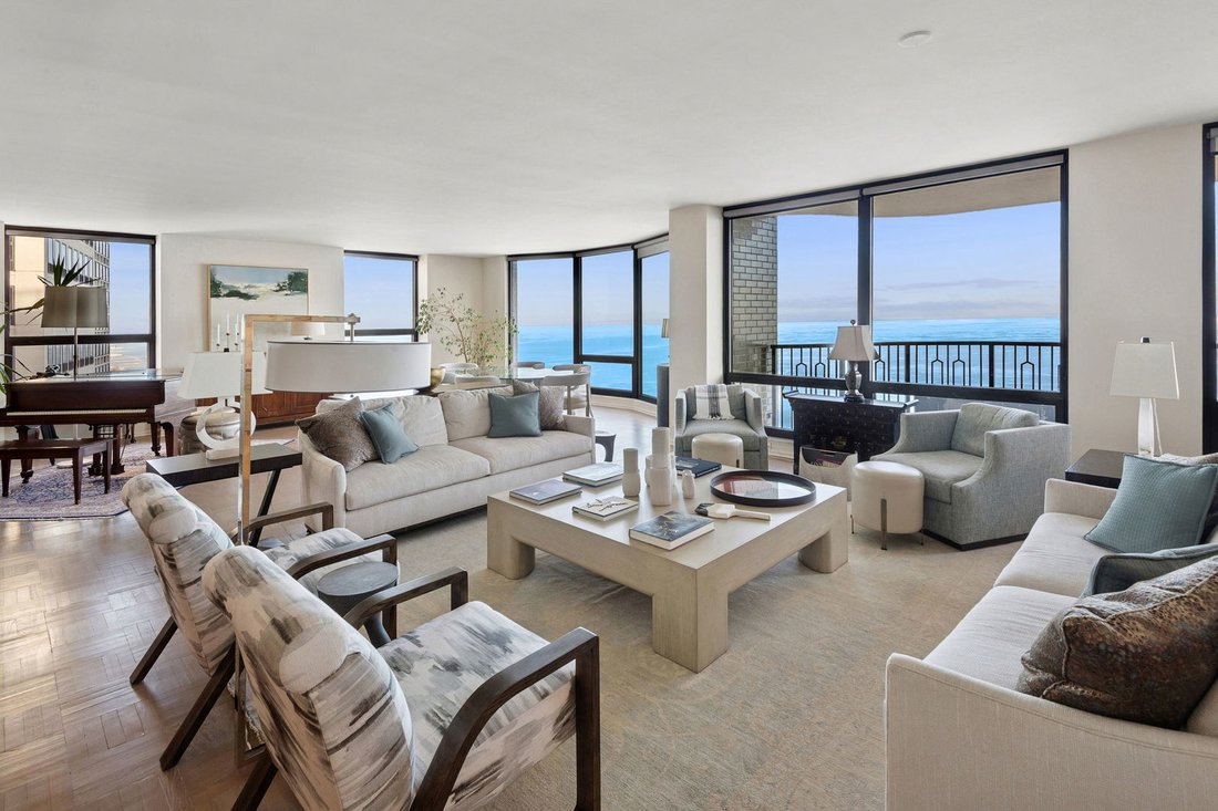Condo in Chicago, Illinois, United States 4 - 16982881