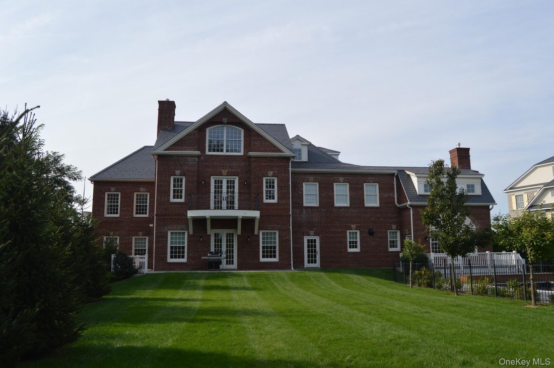 House in New York, New York, United States 1 - 16980009