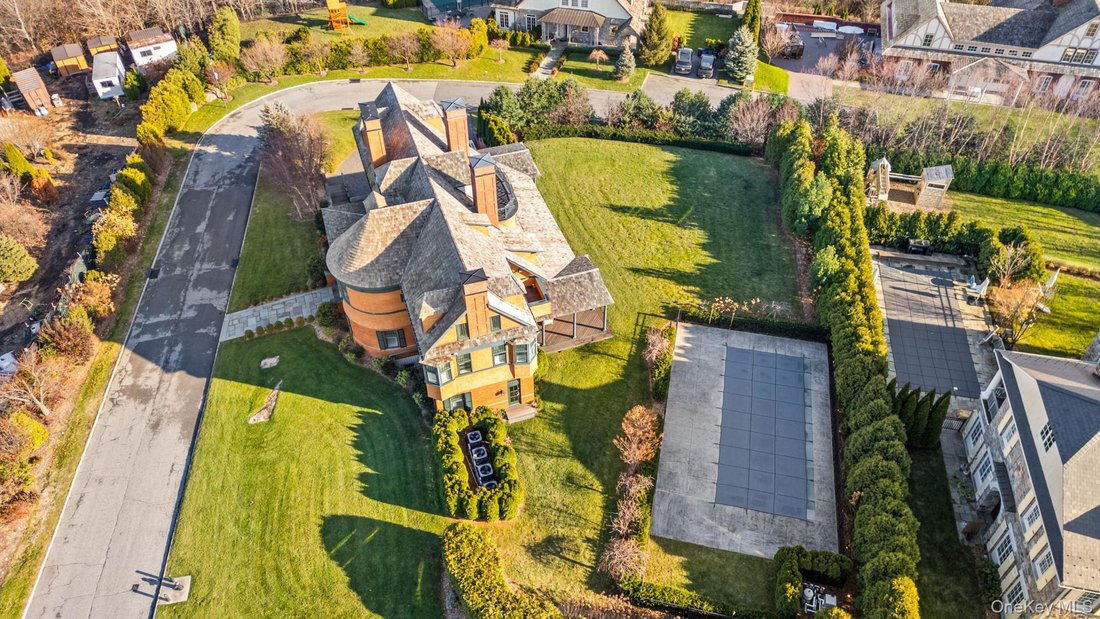 House in New York, New York, United States 5 - 16979893