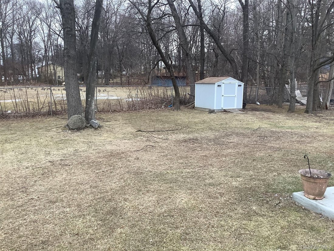 House in Spring Valley, New York, United States 4 - 16980160