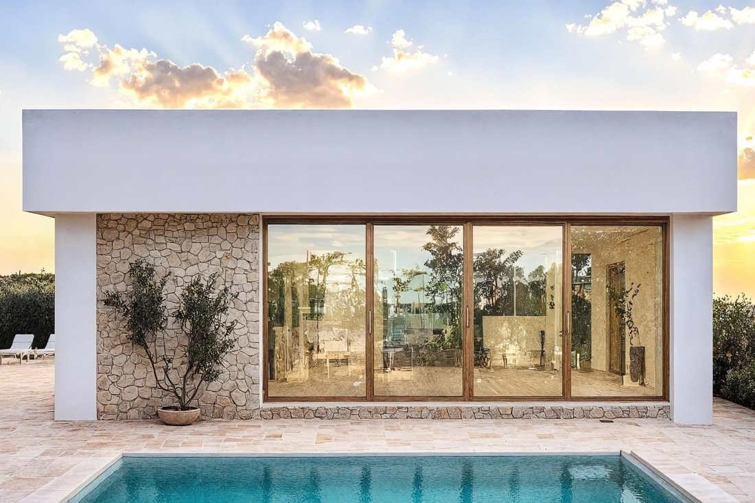 Villa in Orihuela, Valencian Community, Spain 1 - 16981643
