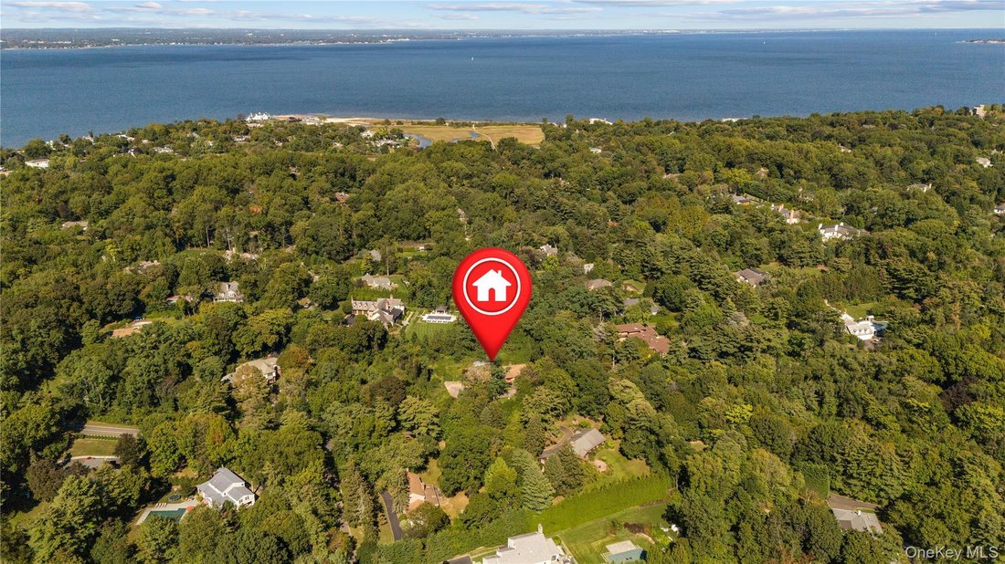House in Port Washington, New York, United States 2 - 16978325