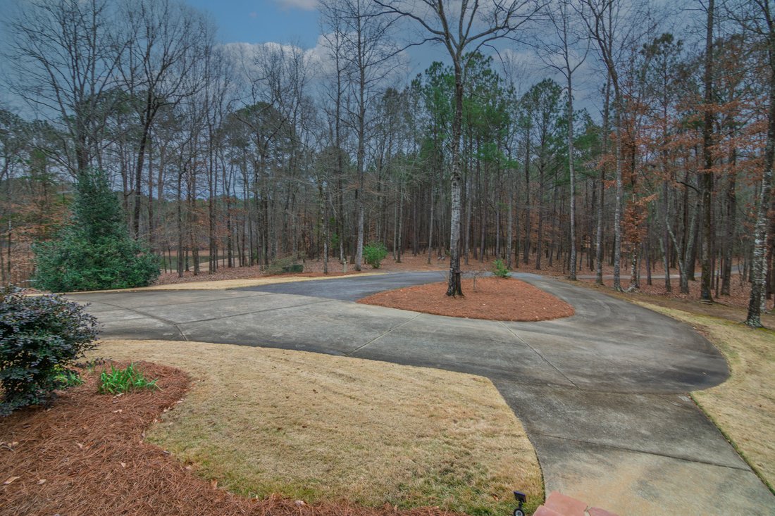House in Hamilton, Georgia, United States 2 - 16981810