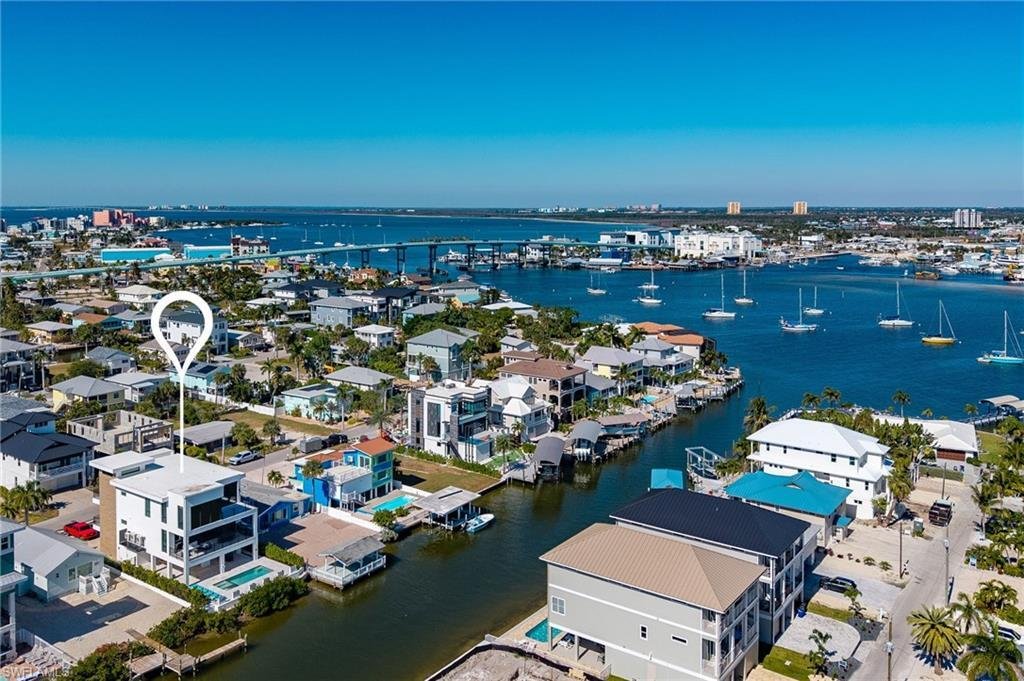House in Fort Myers Beach, Florida, United States 5 - 16984009