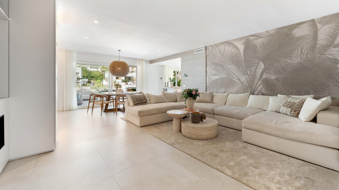 Penthouse in Marbella, Andalusia, Spain 4 - 16983319